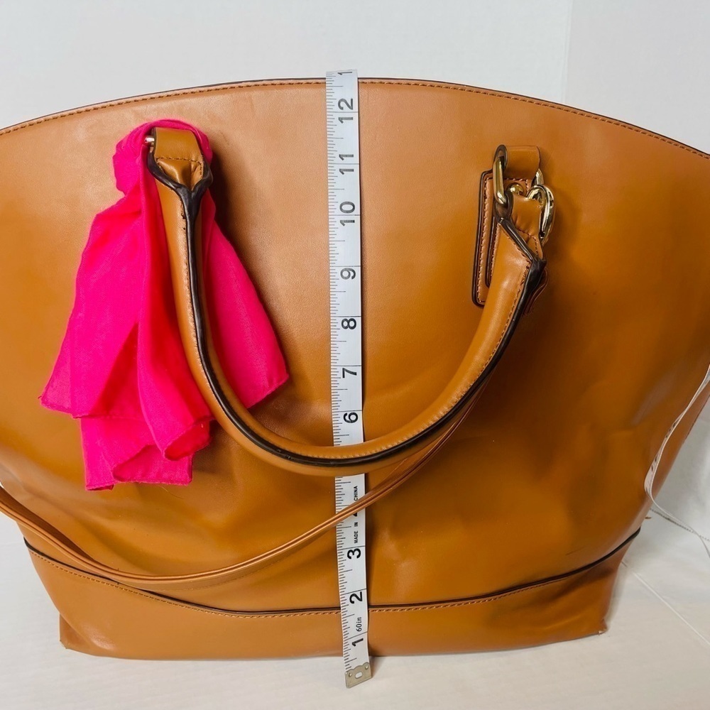 JUSTFAB Martin Tan Faux Leather Tote Bag Purse - Picture 13 of 14